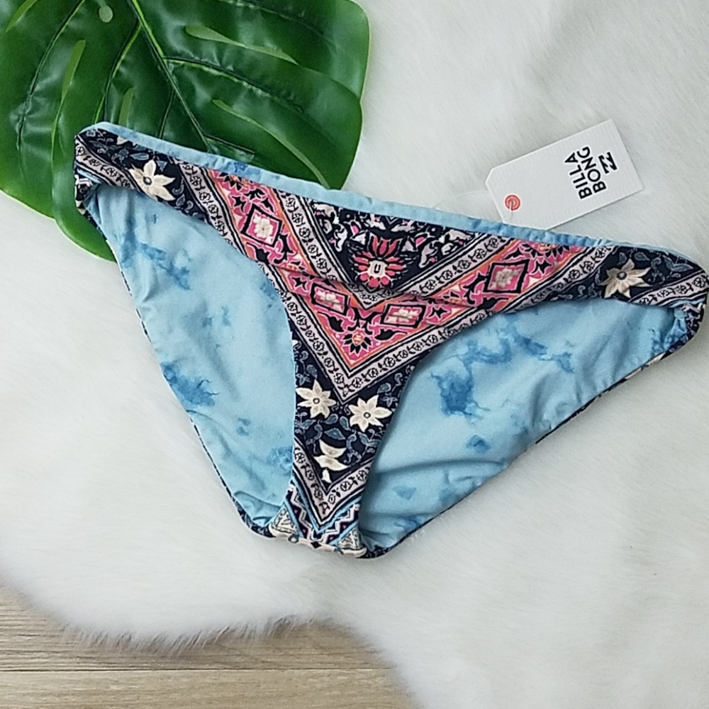 3 for $20 Billabong Bikini Bottoms Size Large